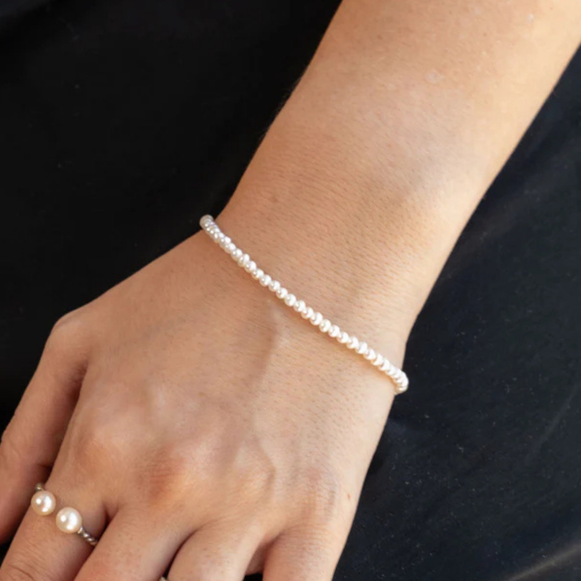 Dewdrop String Bracelet