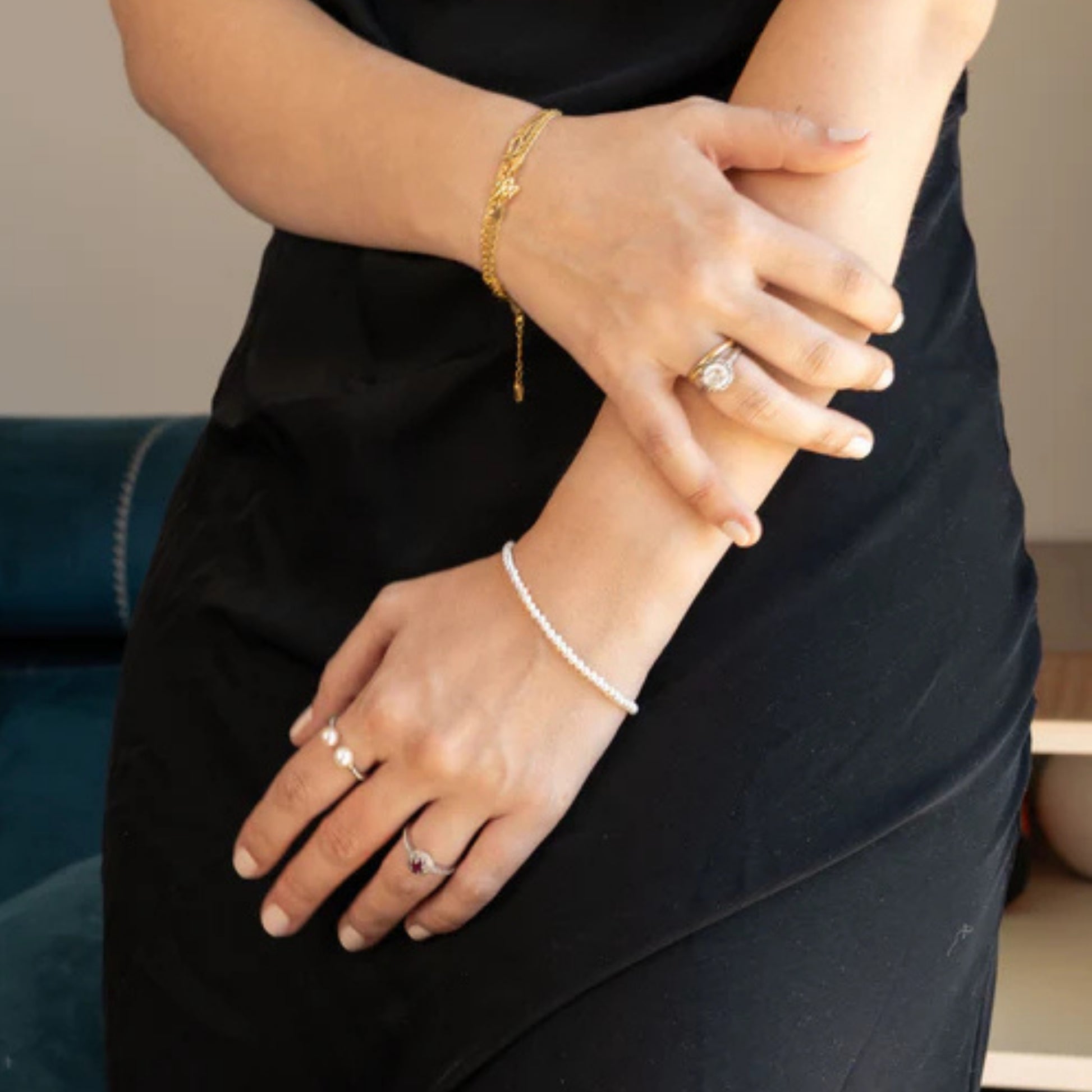 Dewdrop String Bracelet