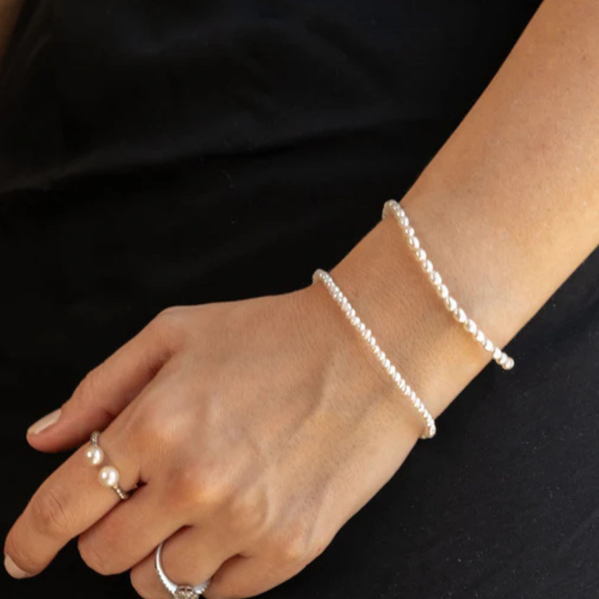 Dewdrop String Bracelet